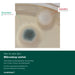 Colonies de moisissures en gros plan au microscope